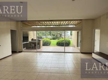 Casa · 170m² · 4 Ambientes · Casa en Venta en El Barrio Privado Roble Joven