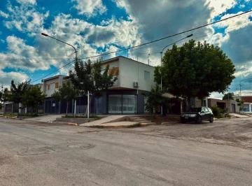 Edificio · 70m² · Local Comercial