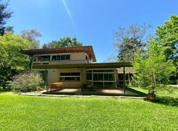 Casa · 398m² · 4 Ambientes · Casa en Venta en Parque Leloir - 4 Ambientes!