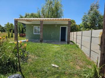 Casa · 36m² · 4 Ambientes · Casa en Cuatro Casas