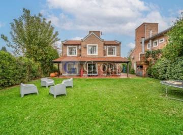 Casa · 170m² · 5 Ambientes · 1 Cochera · Casa en Venta en Soles del Pilar, Pilar, Zona Norte