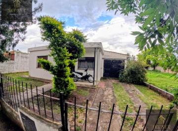Casa · 97m² · 5 Ambientes · 1 Cochera · Casa en Arguello Norte