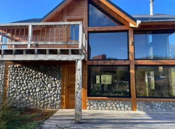 Casa · 110m² · 3 Ambientes · 1 Cochera · Casa en Venta Bariloche