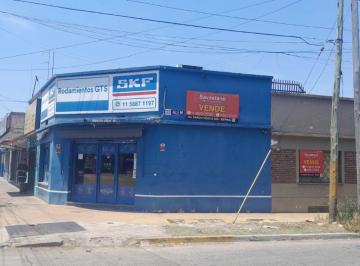 Casa de 3 ambientes, Quilmes · Casa + Locales en Venta en Bernal Oeste