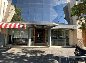 Local comercial de 2 ambientes, Ciudad de Mendoza · Local Comercial de 35 m² en Venta, Ciudad de Mendoza
