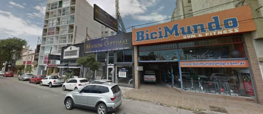 Local Comercial 1029 Mtrs con Gran Frente Sobre Av. Castro Barros al 300, San Martín, Córdoba