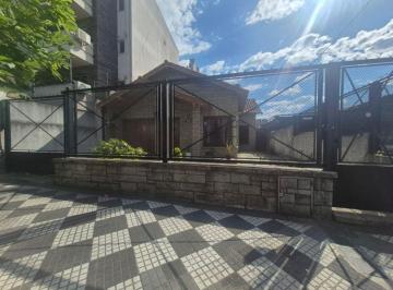 Casa de 3 ambientes, Esteban Echeverría · Casa en Venta en Excelente Ubicacion!