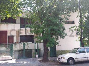 Terreno · 692m² · Venta de Lote Doble Frente en San Martín Centro
