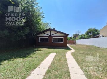 Casa · 130m² · 4 Ambientes · 1 Cochera · Casa a La Venta 4 Ambientes - Ingeniero Maschwitz