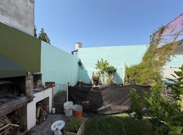 Casa · 90m² · 3 Ambientes · 3 Cocheras · Casa 3 Ambientes Venta Ramos Mejia