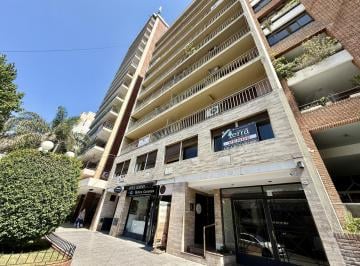 Departamento · 65m² · 3 Ambientes · 1 Cochera · Venta Departamento 3 Ambientes con Patio y 1 Cochera
