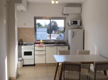 Departamento · 38m² · 2 Ambientes · Depto 2 Amb de Alquiler Temporario a 150 m Estación Lomas