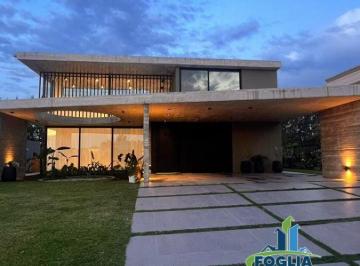 Casa de 9 ambientes, Ezeiza · Alquiler Temporal Casa de Categoria en Terralagos