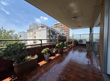 Departamento · 165m² · 4 Ambientes · 1 Cochera · Departamento en Venta en Flores 4 Ambientes con Cochera y Balcón Aterrazado