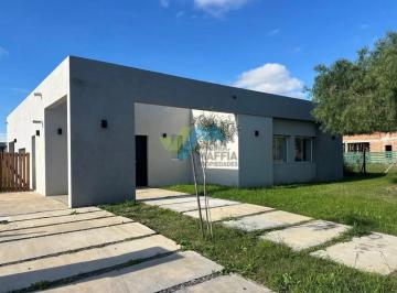Casa · 150m² · 4 Ambientes · 2 Cocheras · Casa en Venta en San Sebastian - Area 9, San Sebastian, Escobar