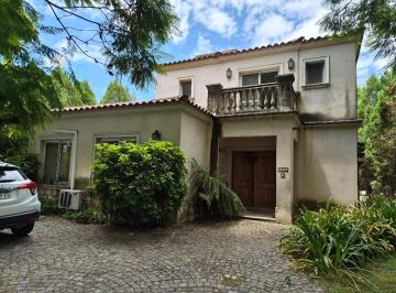 Casa · 18990m² · 5 Ambientes · 1 Cochera · Venta Casa 4 Ambientes - Pilar Barrio Santa Silvina