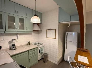 Departamento · 39m² · 2 Ambientes · Venta Departamento Dos Ambientes Luminoso Amplio con Patio Primer Piso Al Contra Frente