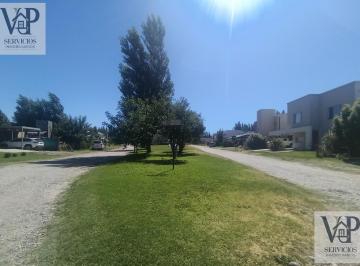 Terreno · 744m² · En Venta Lote en Barrio Don Liliano
