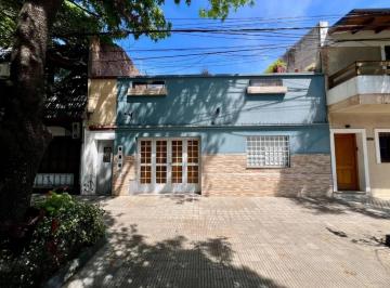 Casa · 87m² · 3 Ambientes · Casa - Rosario