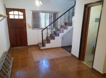 Casa en Venta de 3 ambientes Adrogué · Dúplex en Venta en Muy Buena Zona de Adrogué Ubicado a 3 Cuadras de Av Espora No Paga Expensas