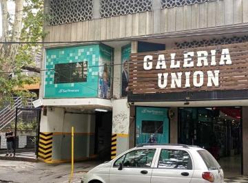 Garage · 13m² · Cochera Fija en Venta en Monte Grande, Esteban Echeverría, G. B. a. Zona Sur