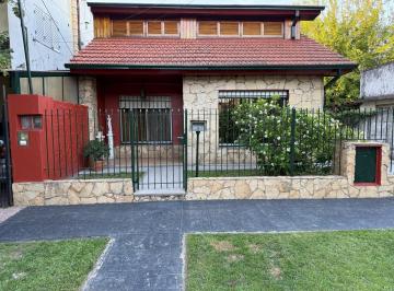 Casa · 125m² · 5 Ambientes · 2 Cocheras · Chalet en Ezeiza a m de French