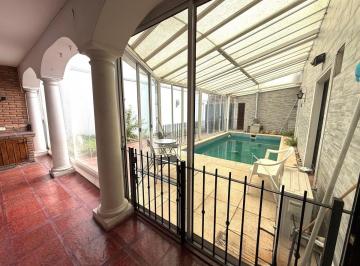 Casa de 6 ambientes, Belgrano · Gran Casa con 4 Dorm. y Pileta a Pocos m de Av de Los Incas