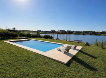 Casa 900m² Venta Loma Verde · Casa Al Agua en San Sebastián 3 Dorm Piscina, Muelle y Fogonero Dueño Directo