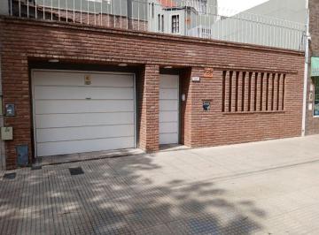 Casa de 5 ambientes, Villa Devoto · Unico PH 5 Ambientes con Cochera, Jardin y Pileta