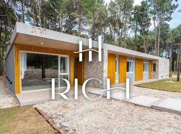 RIH-RIH-485_2 · Casa en Venta en Villa Robles