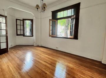 APF-APF-265_2 · Casa 6 Ambientes 4 Dorm.. | Camacua Al 700