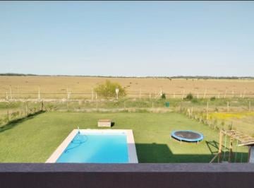Casa · 200m² · 5 Ambientes · 2 Cocheras · Casa en Venta en San Sebastian - Area 8, San Sebastian, Escobar