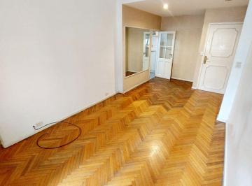 Departamento de 3 ambientes, Recoleta · Recoleta. 3 Amb. C/frente. Entre Arenales y Callao. Categoría. Apto Profesional.