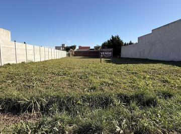Terreno · 734m² · Terreno en Lobos