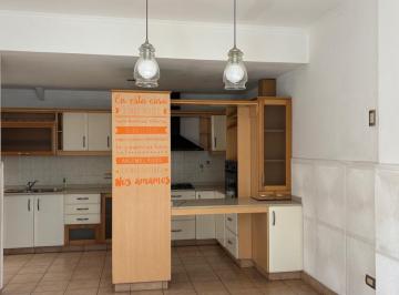 Casa · 290m² · 6 Ambientes · 1 Cochera · Casa en Venta en La Plata