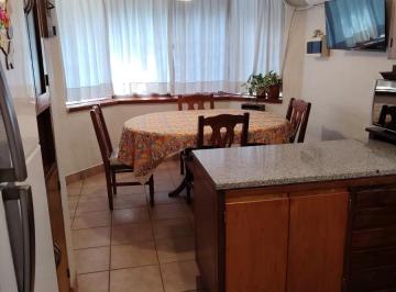 Casa · 141m² · 6 Ambientes · 2 Cocheras · Casa en Coronel Dorrego