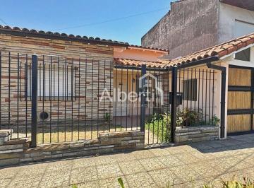 Casa de 4 ambientes, Morón · Venta Chalet 4 Ambientes en Haedo Sur.