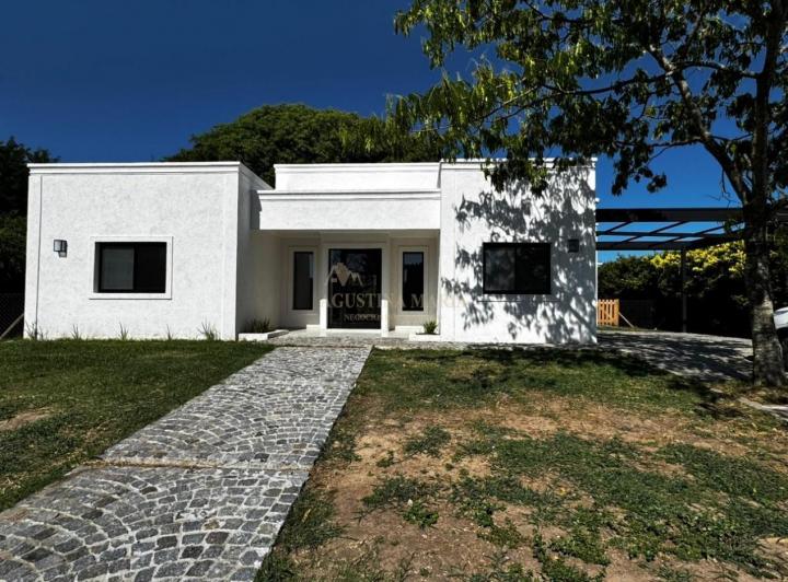 Casa · 236m² · 4 Ambientes