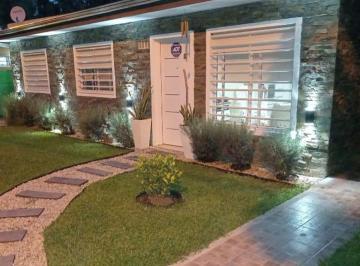 Casa de 4 ambientes, Berazategui · Casa de 4 Ambientes Amoblada con Cochera y Pileta en Venta, El Pato a m de Ruta 2.