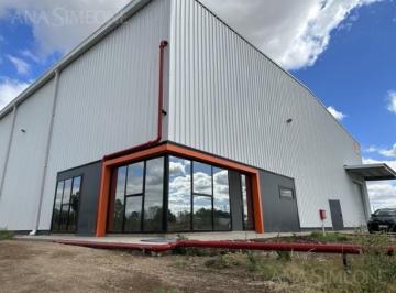 Bodega-Galpón · 2000m² · Nave Industrial - Alquiler - Cardales, Exaltación de La Cruz, Parque R6