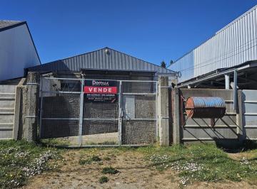 Local comercial · 450m² · 9 Ambientes · 2 Cocheras · Galpón Depósito, y Oficinas Listo Para Trabajar en Bariloche