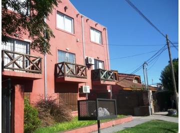 Departamento · 54m² · 2 Ambientes · Duplex en Alquiler en Pilar Centro