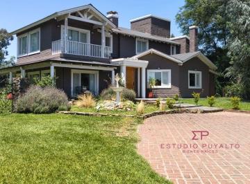 Casa de 8 ambientes, Tandil · Casa en Venta - Zona Don Bosco - Residencial