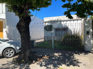 Local comercial de 3 ambientes, La Plata · Local en Venta en 65 Entre 138 y 139