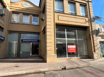Local comercial · 165m² · 2 Ambientes · Local en Alquiler en El Centro de Lujan, con Excelente Ubicación