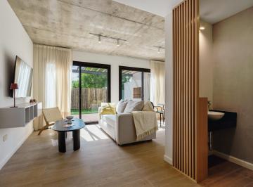 Casa · 81m² · 4 Ambientes · 1 Cochera · Casa en Venta Funes Condominio Las Calandrias 2 Dorm. Amplio Luminoso Calidad