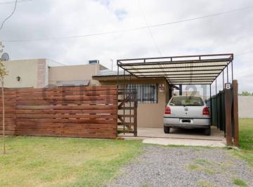 Casa · 80m² · 3 Ambientes · 1 Cochera · Venta de Casa en PH con 2 Dorm. en Barrio Cerrado “santa Elena”