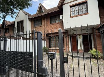 PH · 140m² · 4 Ambientes · 1 Cochera · Venta PH 4 Ambientes con Cochera en Castelar Norte
