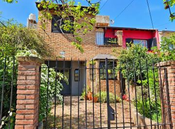 Casa · 108m² · 6 Ambientes · 1 Cochera · Casa en La Horqueta