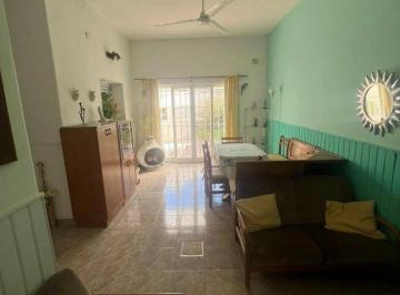Casa · 78m² · 3 Ambientes · Oportunidad Departamento en Plena Calle Techada, Capilla del Monte